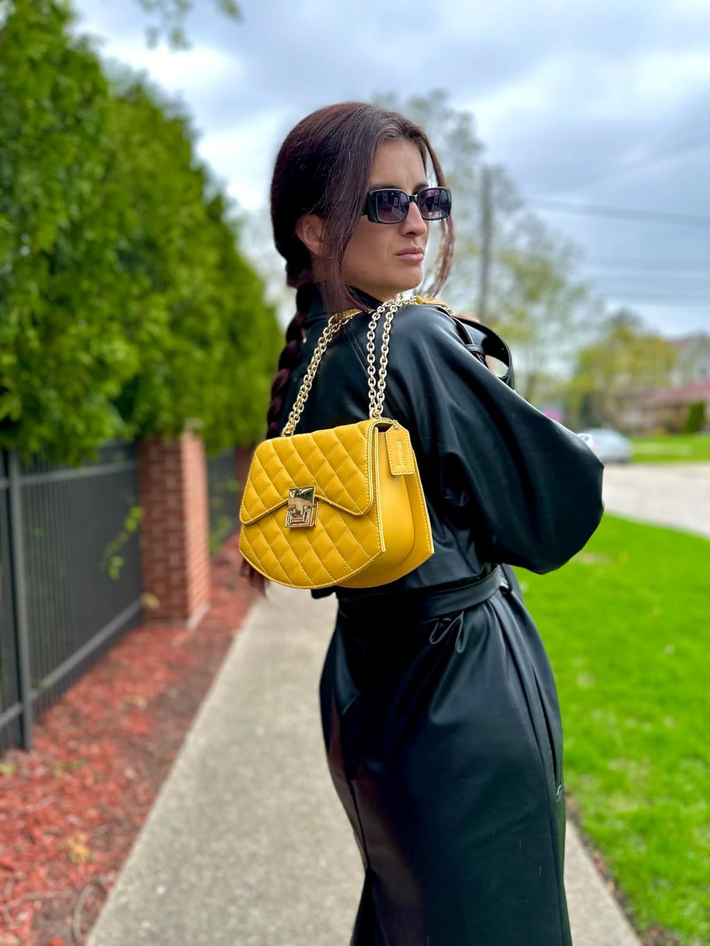 Skyline Quilted Vegan Leather Crossbody — Gold Chain Strap