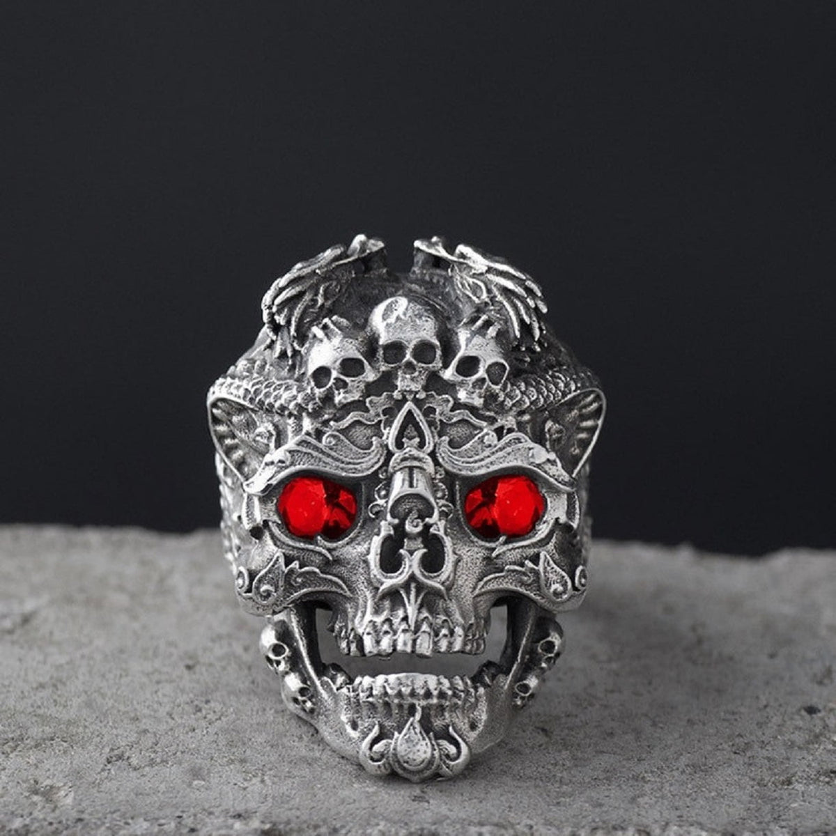 Big Starz Skull Ring — Stainless Steel
